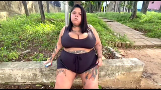 Deusa BBW Smoking Her Cigarette in Public