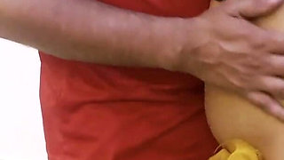 Desi Hot Indian Aunty Got Fucked Before Going to the Party