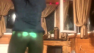 Shiny Leggings Cameltoe Dance Tease