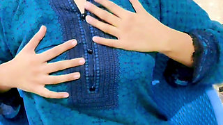 Beautiful Hot school girl Viral Video Call sex chat, video call sex viral mms xxx video