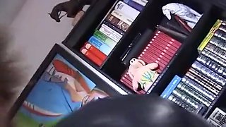 Mature Slut Fingers And Rubs Her Snatch At The Casting