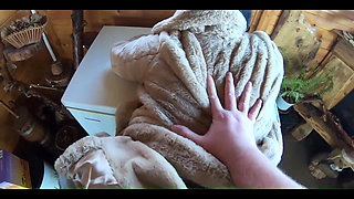 Golden Dress, Fur & Smoking Hairy Pussy, Deep Blowjob & Hard Doggy on a Freezer