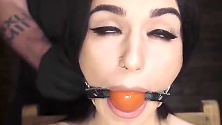 Rosalyn Sphinx In Fresh Meat