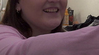 Sweet Orgasm From a New Vibrator (solo MILF)