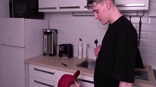 Delivery Man Fucked For Receiving A Heavy Package