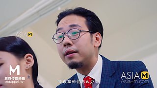 Secretary girl gets her intimate interview session with the boss