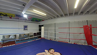 Eva Ray Vs Ivy Rain - Sexfight