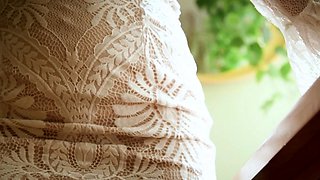 Teen brunette with an amazing big ass is named Jane Wilde