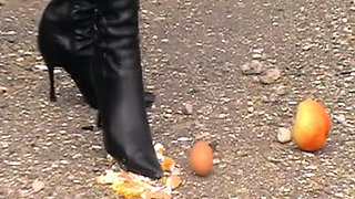 melady has crushing fun outdoor