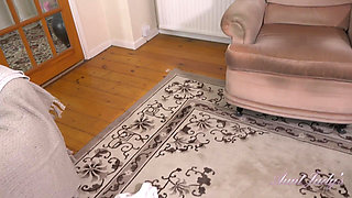 Auntjudys - Watching Your Hot MILF Stepmom Princess Anna Cleaning the House in Pantyhose