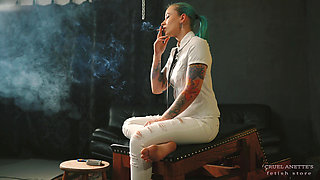 Smoker with Dirty Soles 4K
