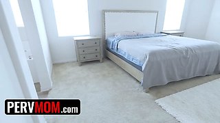 Pervmom - hot blond cougar sucks on stepson's big tasty meat while she chats to her client on smartphone