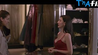 Stephanie Sigman Caboose, Milk cans Sequence in Miss Bala