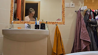 Cute BBW Wife with Big Soft Natural Tits and Big Ass Takes a Shower