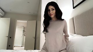 Brunette Couch Webcam Solo Fun Masturbating