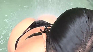Beautiful Girl in the Pool Invites Me in and Gets Fucked in the Morning