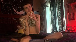 Mx Charlie Hanover - Skinny FTM Twink vs. Burrito -id