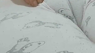 Camel Toe- Puffed Pussy- Swollen Pussy- Big Pussy- Turkish MILF- Turkish Porn- Pajamas